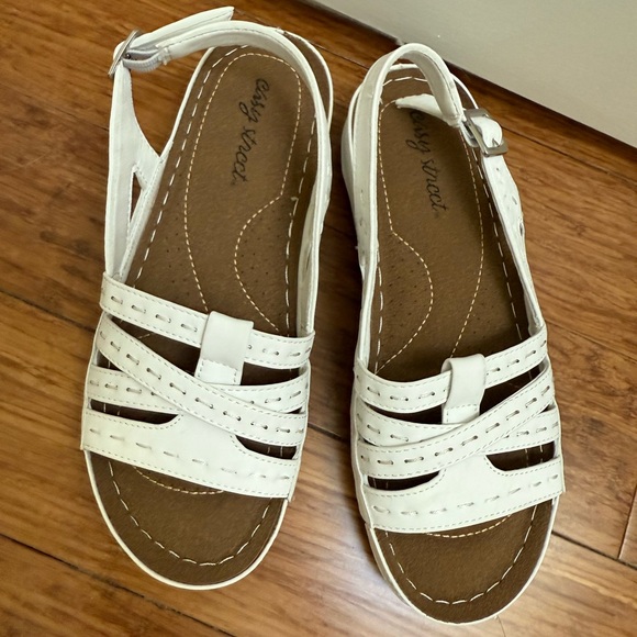 Easy Street Kehlani Women's Slingback Sandals - Picture 9 of 11